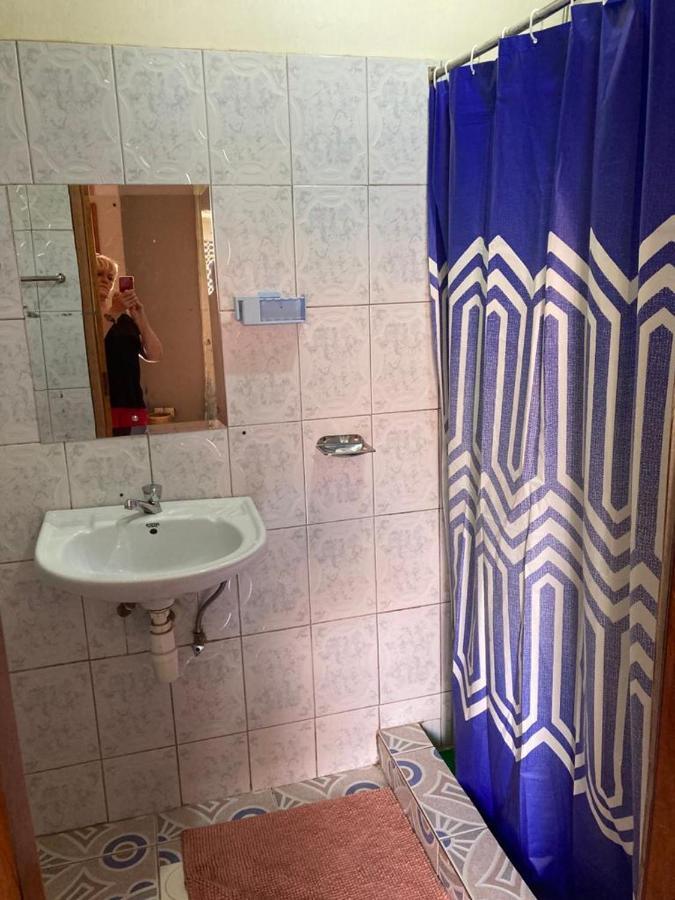 Annas Bed And Breakfast Entebbe Dış mekan fotoğraf