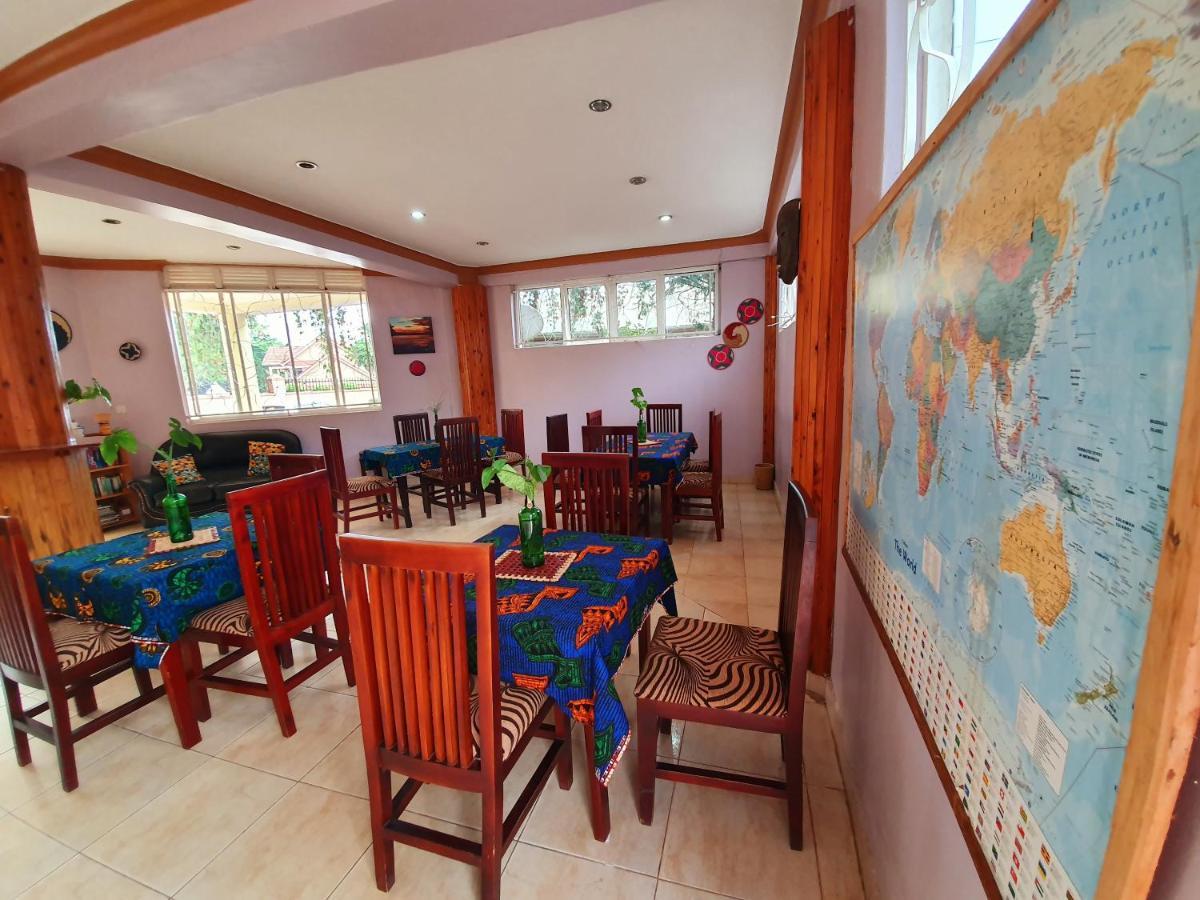 Annas Bed And Breakfast Entebbe Dış mekan fotoğraf