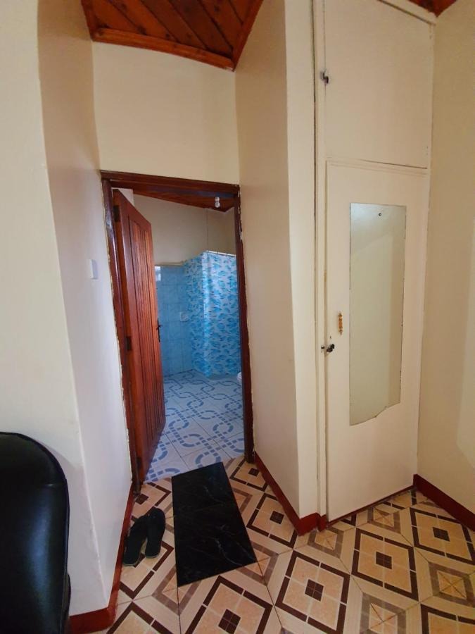 Annas Bed And Breakfast Entebbe Dış mekan fotoğraf
